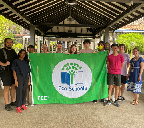 Image of OSC’s Eco-Schools committee with the prestigious Green Flag